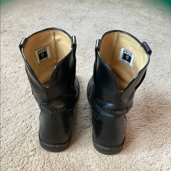 Frye Paige Short Boot Women’s - Picture 5 of 6